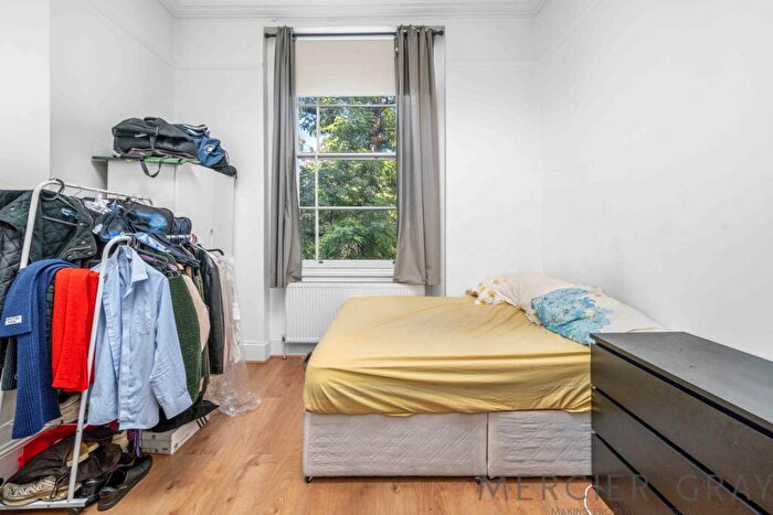 2 Bedroom Flat To Rent In College Crescent, Belsize Park, NW3