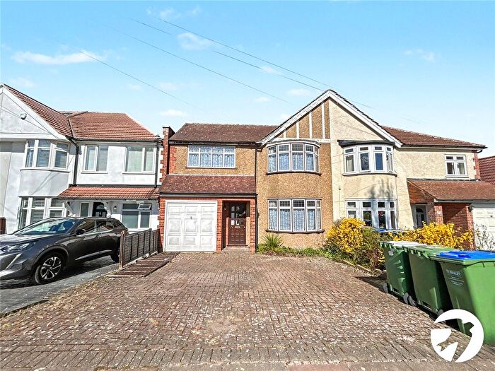 4 Bedroom Semi Detached House For Sale In Harland Avenue, Sidcup, Kent, DA15