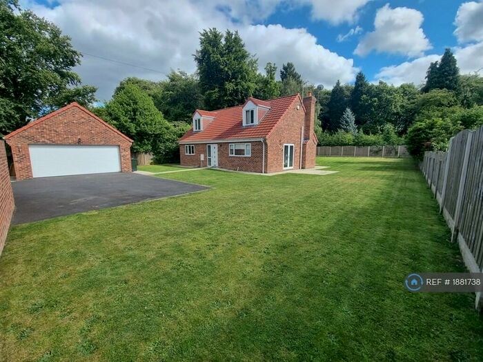 4 Bedroom Detached House To Rent In Racecourse Road, Swinton, S64