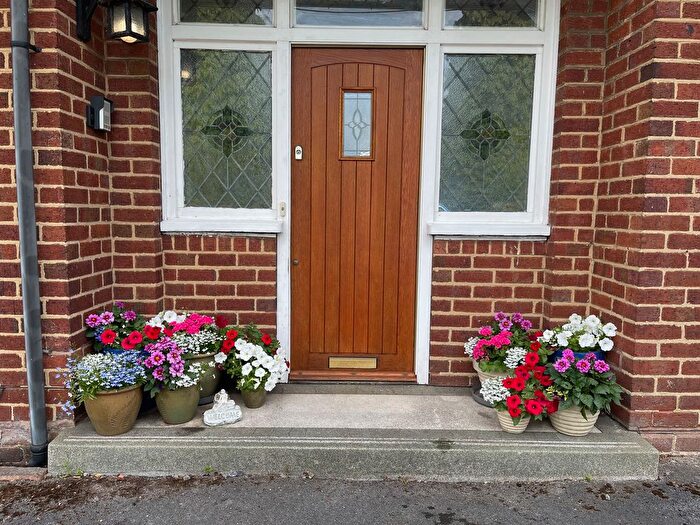 5 Bedroom Detached House For Sale In Lichfield Road, West Midlands, Walsall, WS4