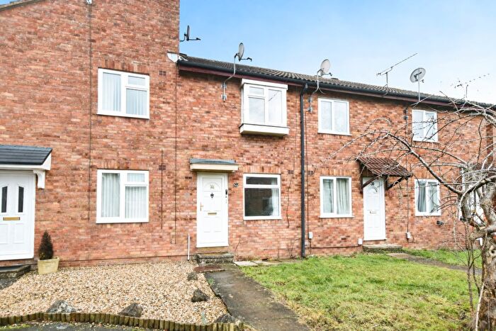 2 Bedroom Terraced House For Sale In Worsley Road, Freshbrook, Swindon, SN5