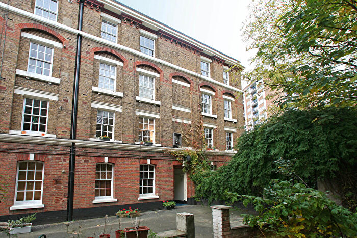 1 Bedroom Apartment To Rent In Gibson Gardens, London, N16