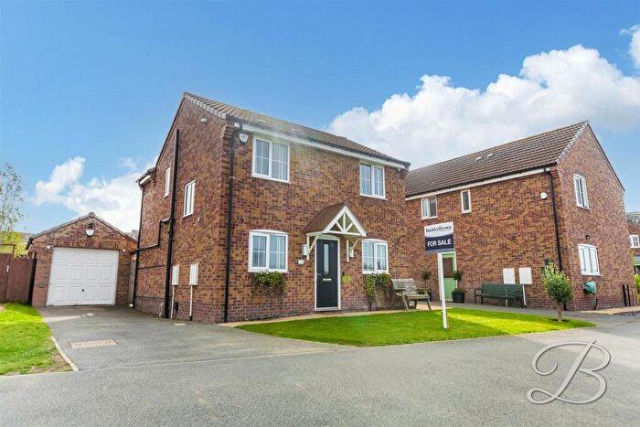 3 Bedroom Detached House For Sale In Kestrel Close, Tibshelf, Alfreton, DE55