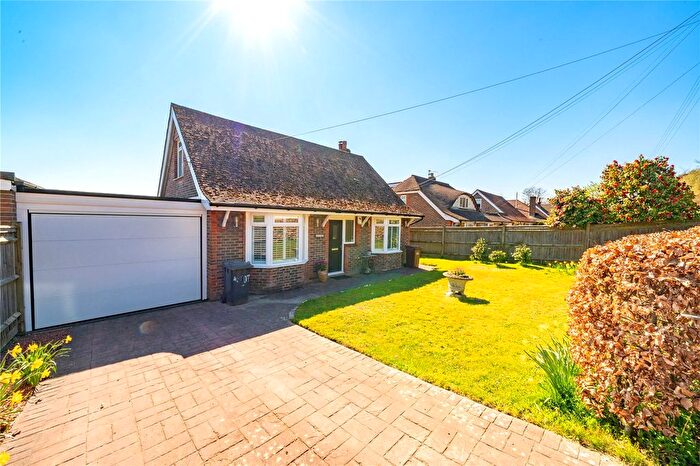 3 Bedroom Detached House For Sale In Battle Road, Punnetts Town, Heathfield, East Sussex, TN21