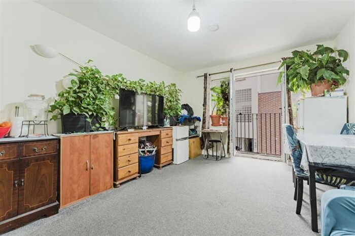 3 Bedroom Flat For Sale In Southall Court, Lady Margaret Road, Southall, UB1