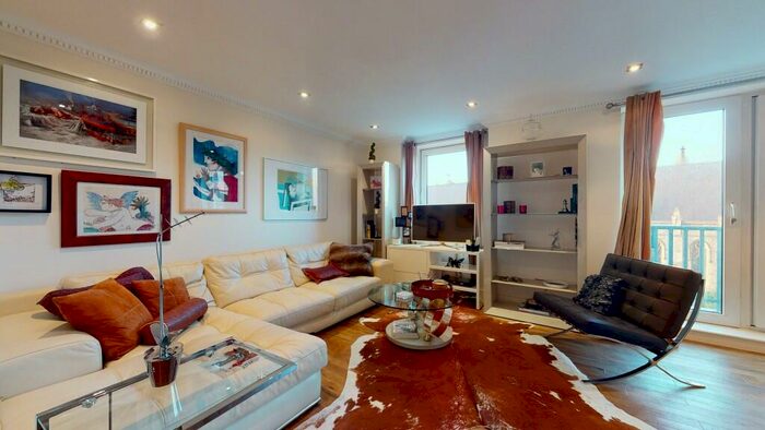 2 Bedroom Flat To Rent In Hayes Place, London, NW1