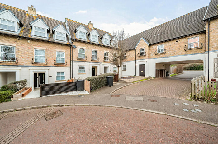 1 Bedroom Apartment For Sale In Sandmartin Crescent, Stanway, Colchester, CO3