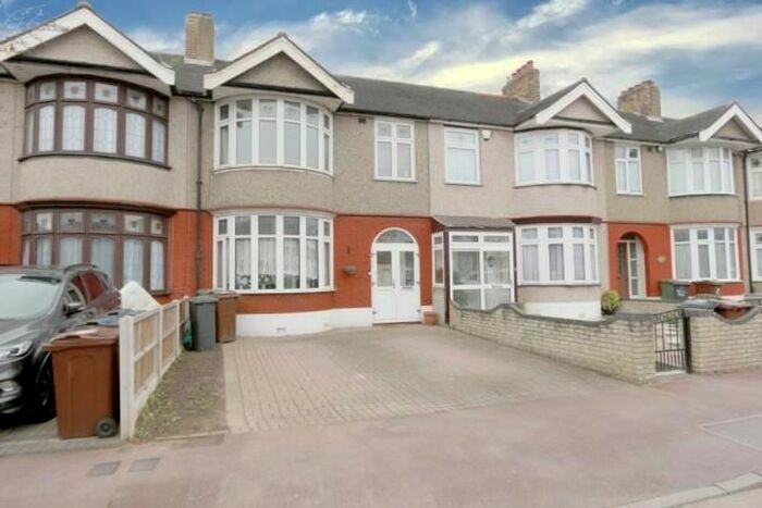3 Bedroom Terraced House To Rent In Cavendish Gardens, London IG11