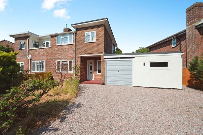 3 Bedroom Semi-Detached House For Sale In Fishery Lane, Hayling Island, PO11