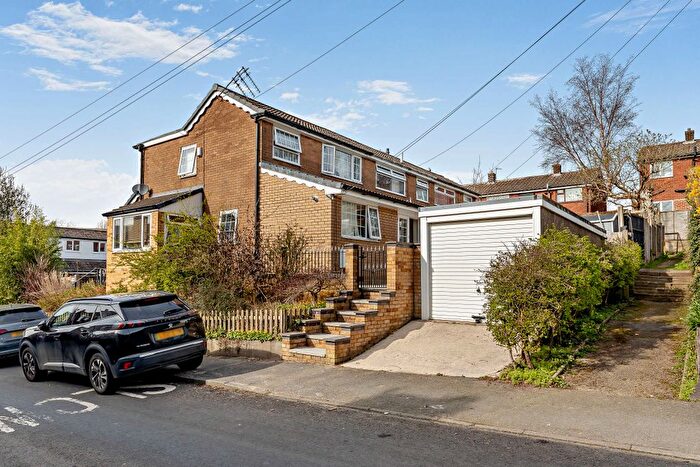 2 Bedroom Semi Detached House For Sale In King Street, Mossley, OL5