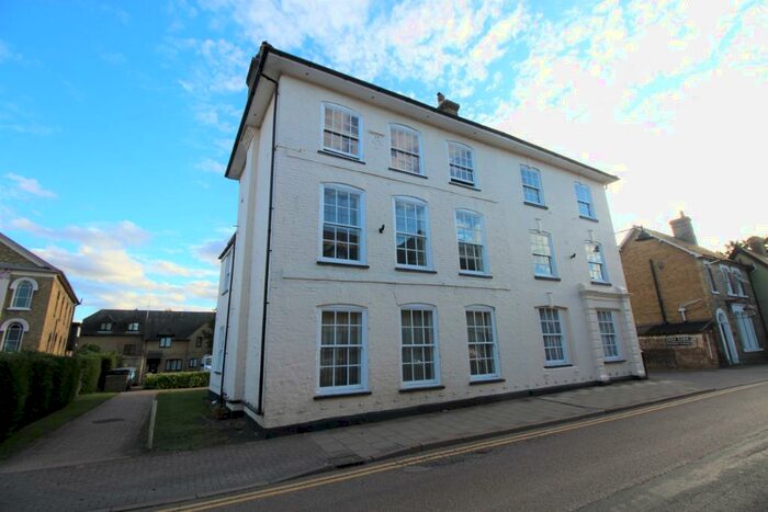 1 Bedroom Flat To Rent In High Street, Ramsey, PE26