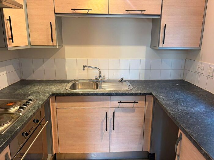 1 Bedroom Flat To Rent In Stafford Street, Willenhall, WV13