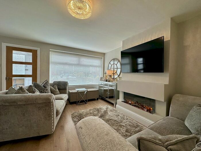 3 Bedroom Property For Sale In Sandiway Avenue, Widnes, Cheshire., WA8