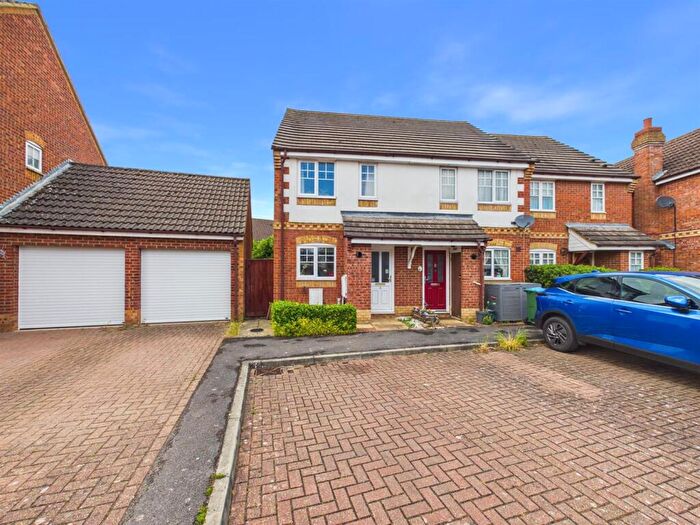 2 Bedroom End Of Terrace House For Sale In Carnation Way, Lavender Grange, Aylesbury, HP21