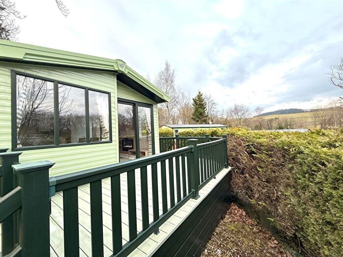 2 Bedroom Mobile/park Home For Sale In Gatebeck Holiday Park, Gatebeck Road, Kendal, LA8