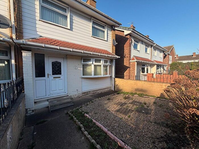 3 Bedroom End Of Terrace House To Rent In Norham Walk, Ormesby, Middlesbrough, TS7