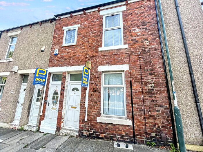 2 Bedroom Flat For Sale In Brinkburn Street, South Shields, NE34