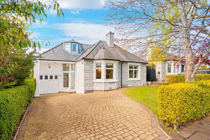 5 Bedroom Detached House For Sale In Carfrae Park, Blackhall, Edinburgh, EH4