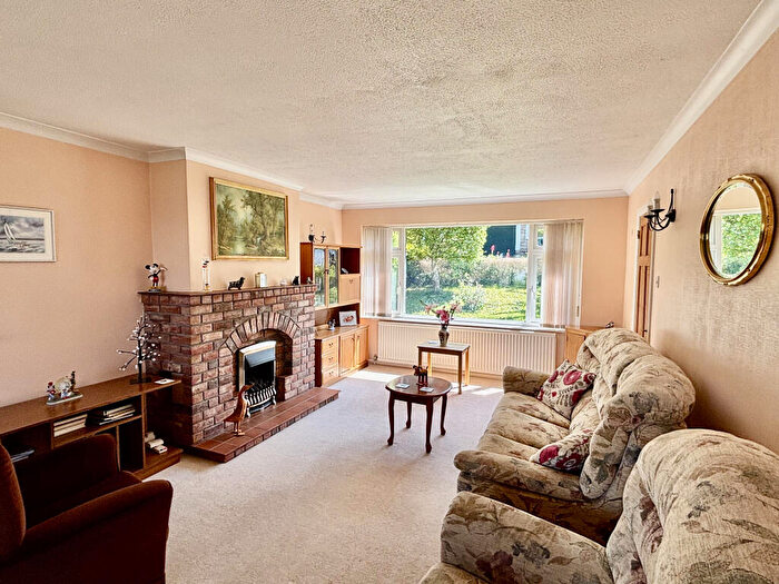 3 Bedroom Detached House For Sale In Riveleaze, Portishead, BS20