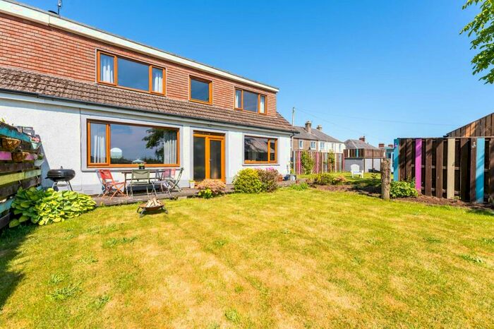 3 Bedroom Cottage For Sale In Viewfar Road, Milnathort, Kinross, KY13