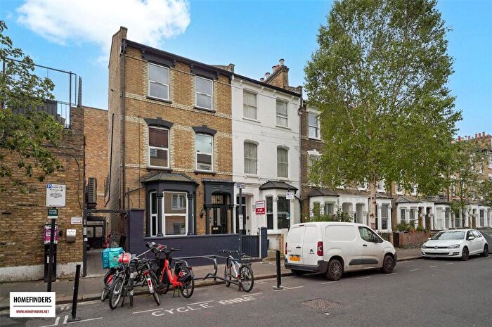 3 Bedroom Apartment To Rent In Beatty Road, London, N16
