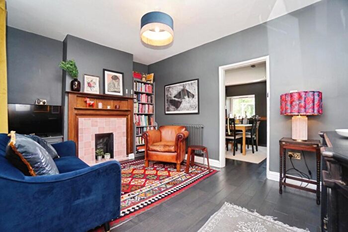 3 Bedroom End Of Terrace House For Sale In Machon Bank Road, Nether Edge, Sheffield, S7