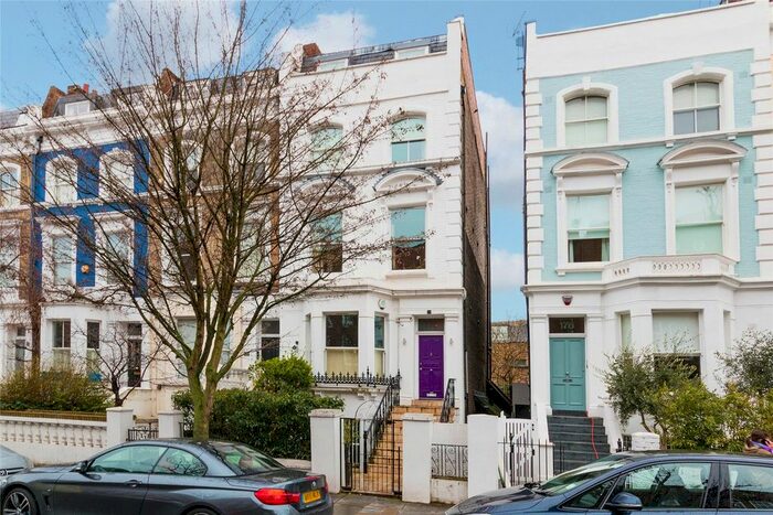 2 Bedroom Flat To Rent In Lancaster Road, London, W11