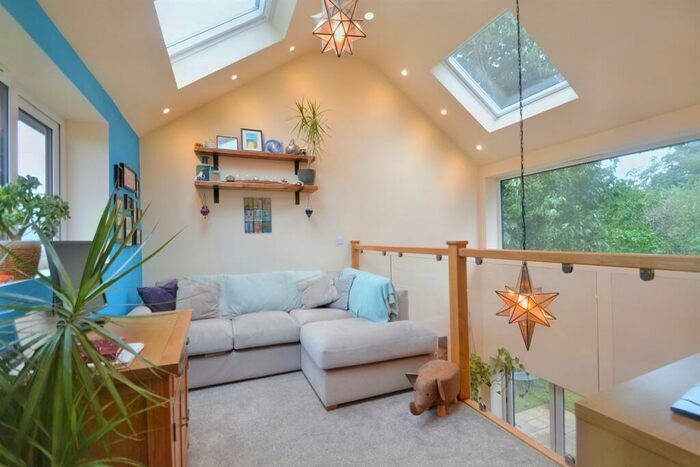 2 Bedroom End Of Terrace House For Sale In South Wonston, SO21