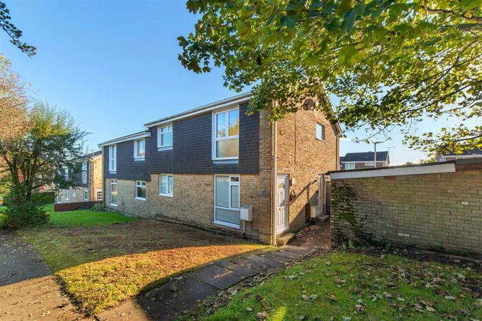 2 Bedroom Flat To Rent In Dunnock Drive, Sunniside, NE16