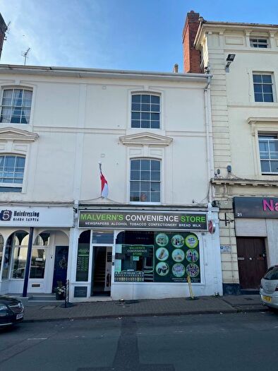 1 Bedroom Flat To Rent In Worcester Road, Malvern, Worcestershire, WR14