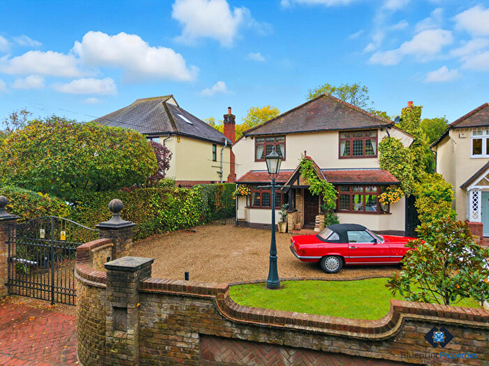 3 Bedroom Detached House For Sale In Parkwood, Doddinghurst Road, Brentwood, CM15