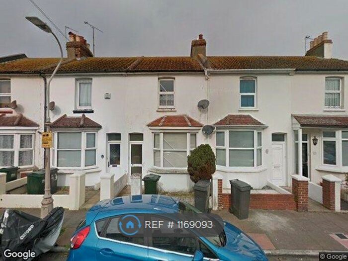 1 Bedroom Flat To Rent In Sidley Road, Eastbourne, BN22