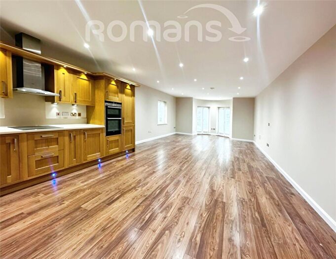 2 Bedroom Flat To Rent In London Road, Ascot, SL5