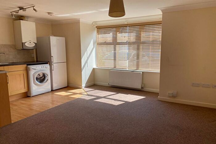 1 Bedroom Flat To Rent In Bedroom Ground Floor Flat In Southbourne, BH6