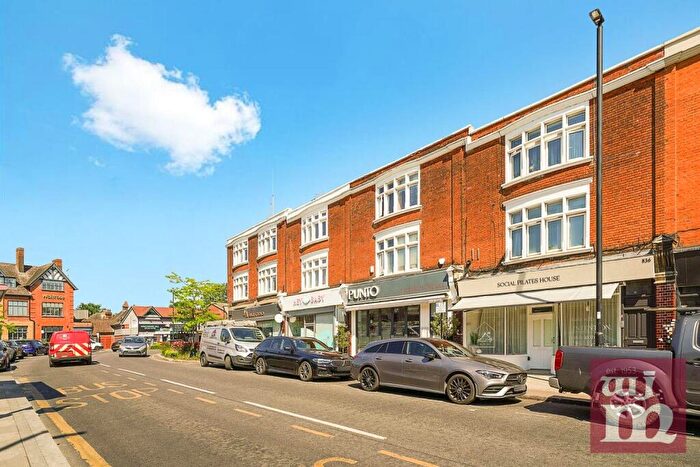 2 Bedroom Flat To Rent In Green Lanes, Winchmore Hill, N21