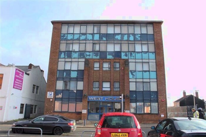 1 Bedroom Flat To Rent In Lombard Street West, West Bromwich, B70