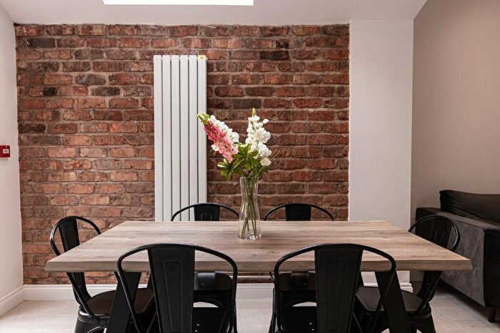 6 Bedroom Terraced House To Rent In Wellington Avenue, Liverpool, Merseyside, L15