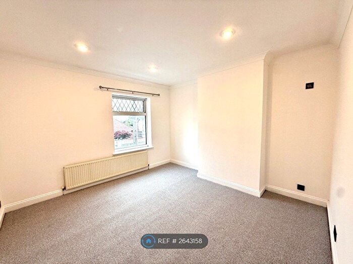 2 Bedroom Terraced House To Rent In Stanton Road, Burton-On-Trent, DE15