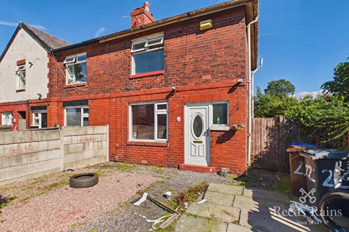 2 Bedroom Semi Detached House For Sale In Copeland Street, Hyde, Greater Manchester, SK14