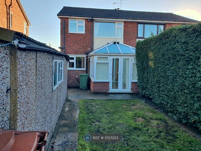 3 Bedroom Semi-Detached House To Rent In Beaumont Street, Stanley, Wakefield, WF3