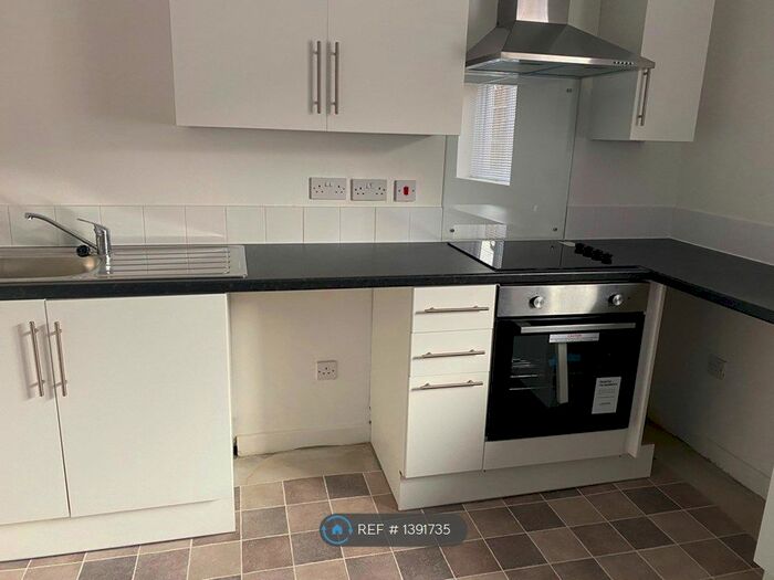 1 Bedroom Flat To Rent In Meadow Street, Wigan, WN6