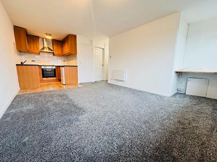 1 Bedroom Maisonette To Rent In Cadwell Lane, Hitchin, Hertfordshire, SG4