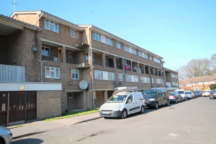 3 Bedroom Maisonette To Rent In Hackington Crescent, Beckenham, BR3