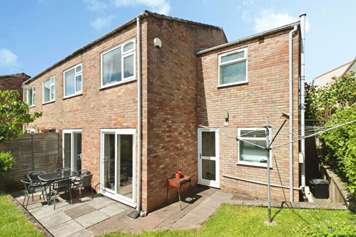 5 Bedroom Semi-Detached House For Sale In Druetts Close, Bristol, Somerset, BS10