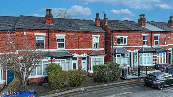 2 Bedroom End Of Terrace House For Sale In Yew Tree Road, Sutton Coldfield, West Midlands, B73