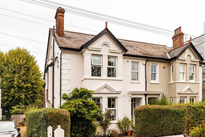 6 Bedroom Semi-Detached House For Sale In Holmesdale Road, Reigate, RH2