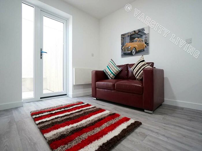 1 Bedroom Apartment To Rent In College Road, Bangor, LL57