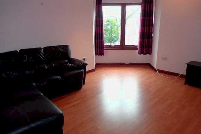 2 Bedroom Flat To Rent In Rosebank Street, Dundee, DD3