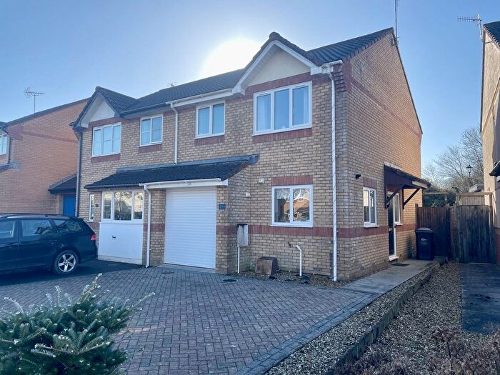 3 Bedroom Semi-Detached House To Rent In Westermoor Drive, Roundswell, Barnstaple, EX31