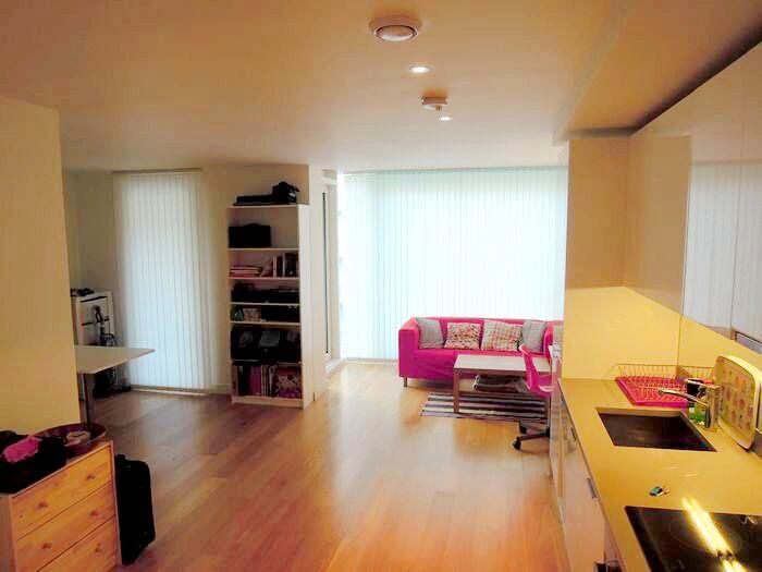 Studio To Rent In Station Approach, Hayes, UB3
